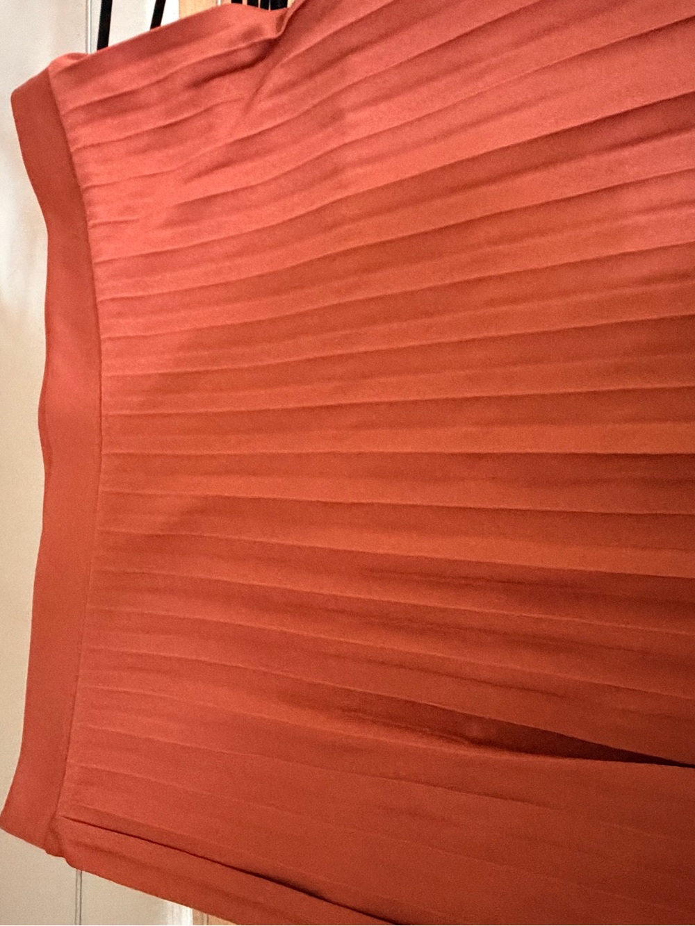 H & M Pleated Midi Skirt in Rust Orange